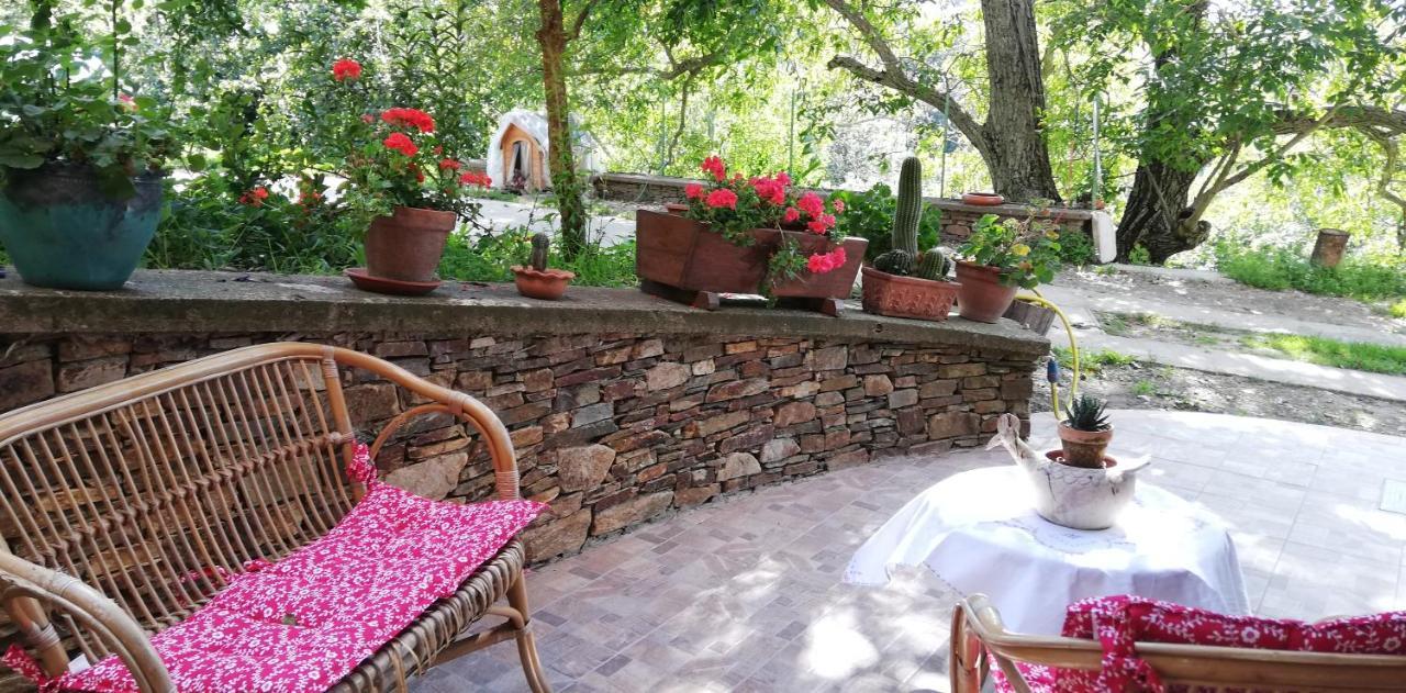 Agrifoglio B&B Con Giardino Aritzo Eksteriør billede
